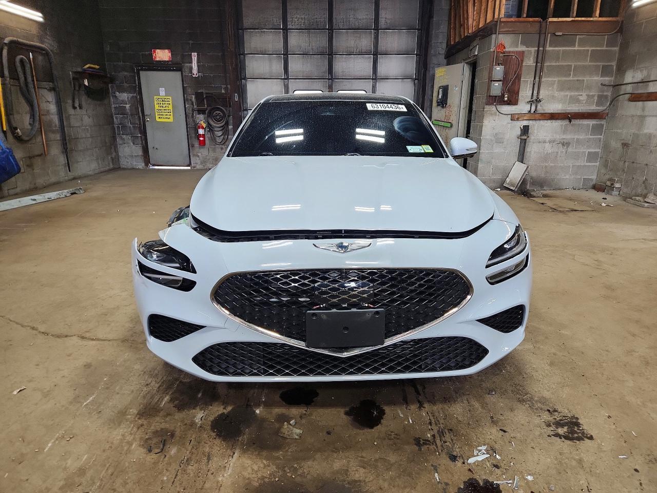 2022 Genesis G70 3.3T Standard - Фото 5
