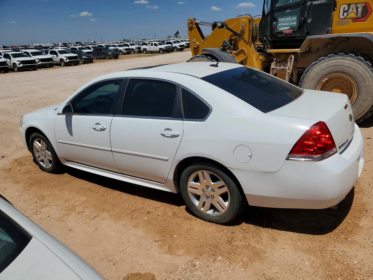 2015 Chevrolet Impala - Image 2