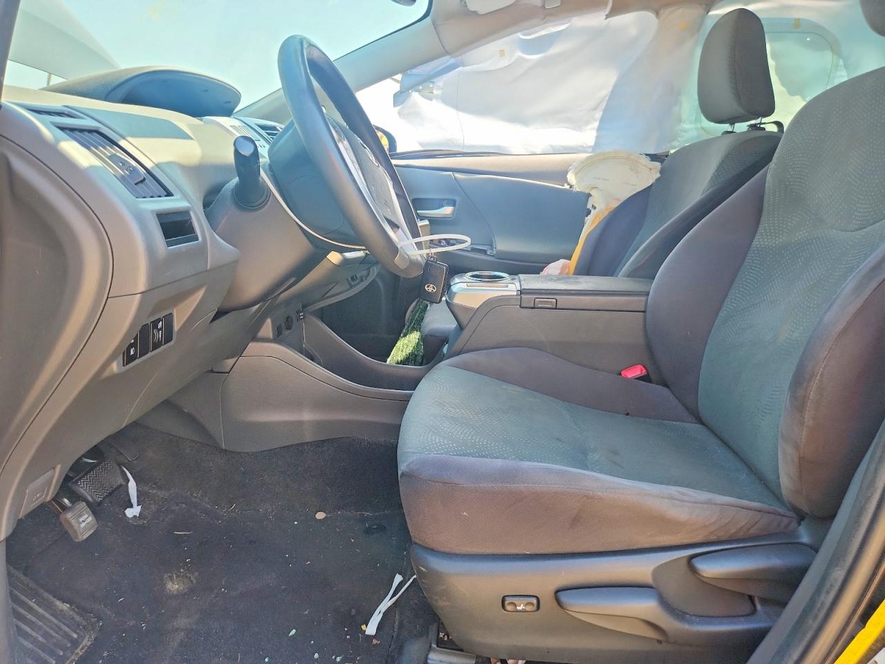 2014 Toyota Prius V Three - Фото 7