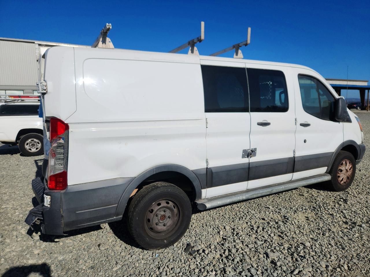 2016 Ford Transit 250 Delivery Van - Фото 3