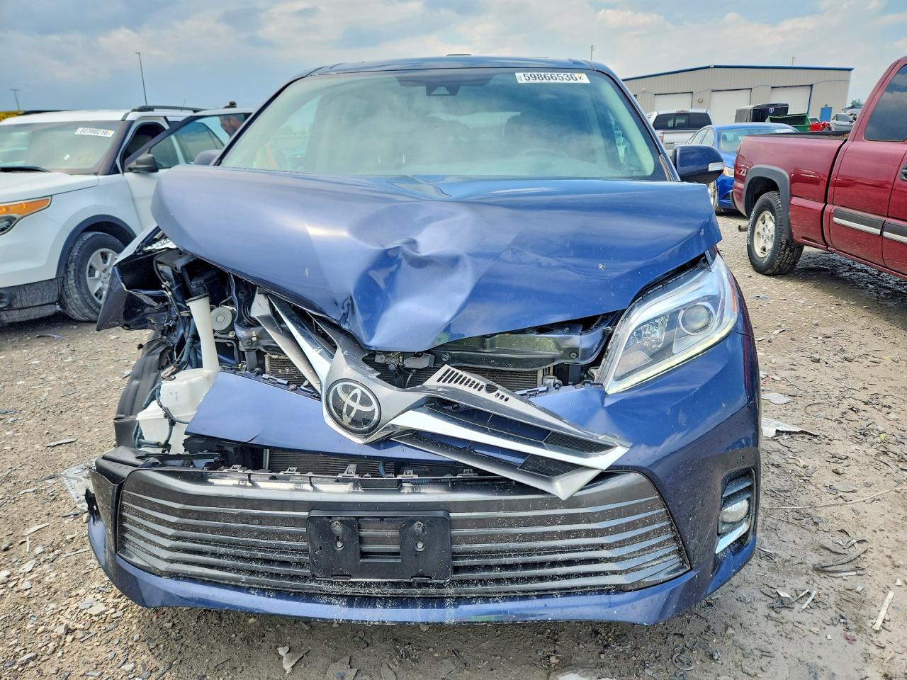 2020 Toyota Sienna Limited 7-Passenger - Image 5