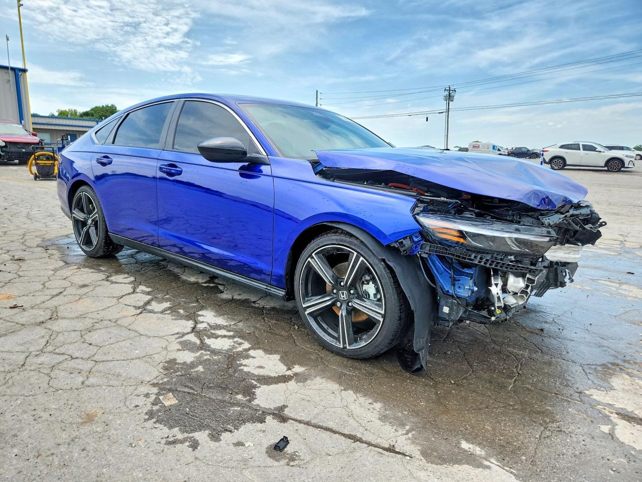2023 Honda Accord Hybrid Sport - Image 4