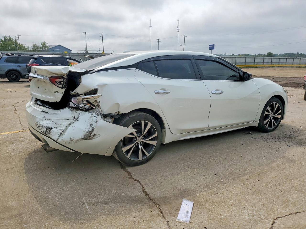 2017 Nissan Maxima 3.5 S - Фото 3