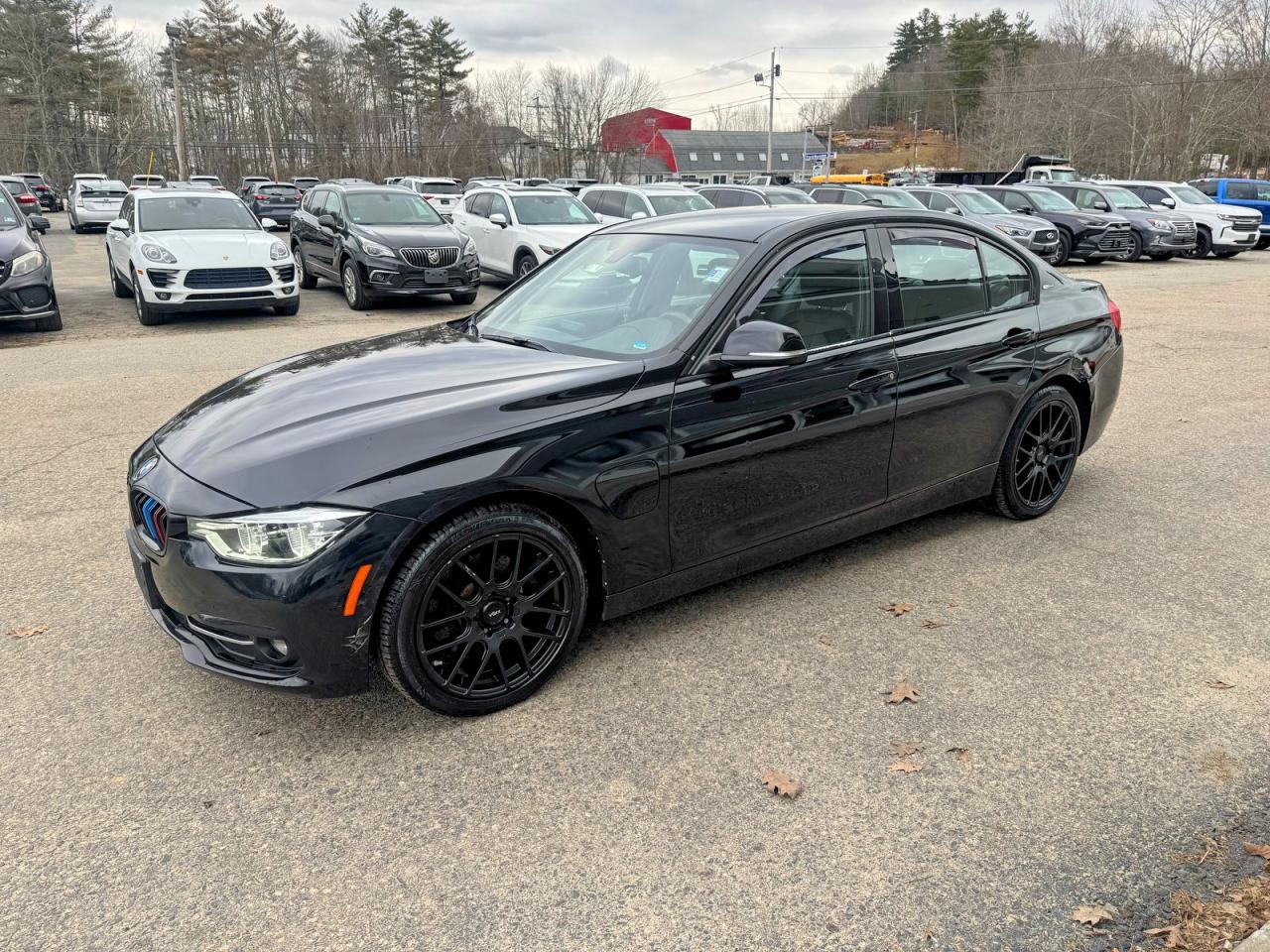 2018 BMW 330E - Фото 2