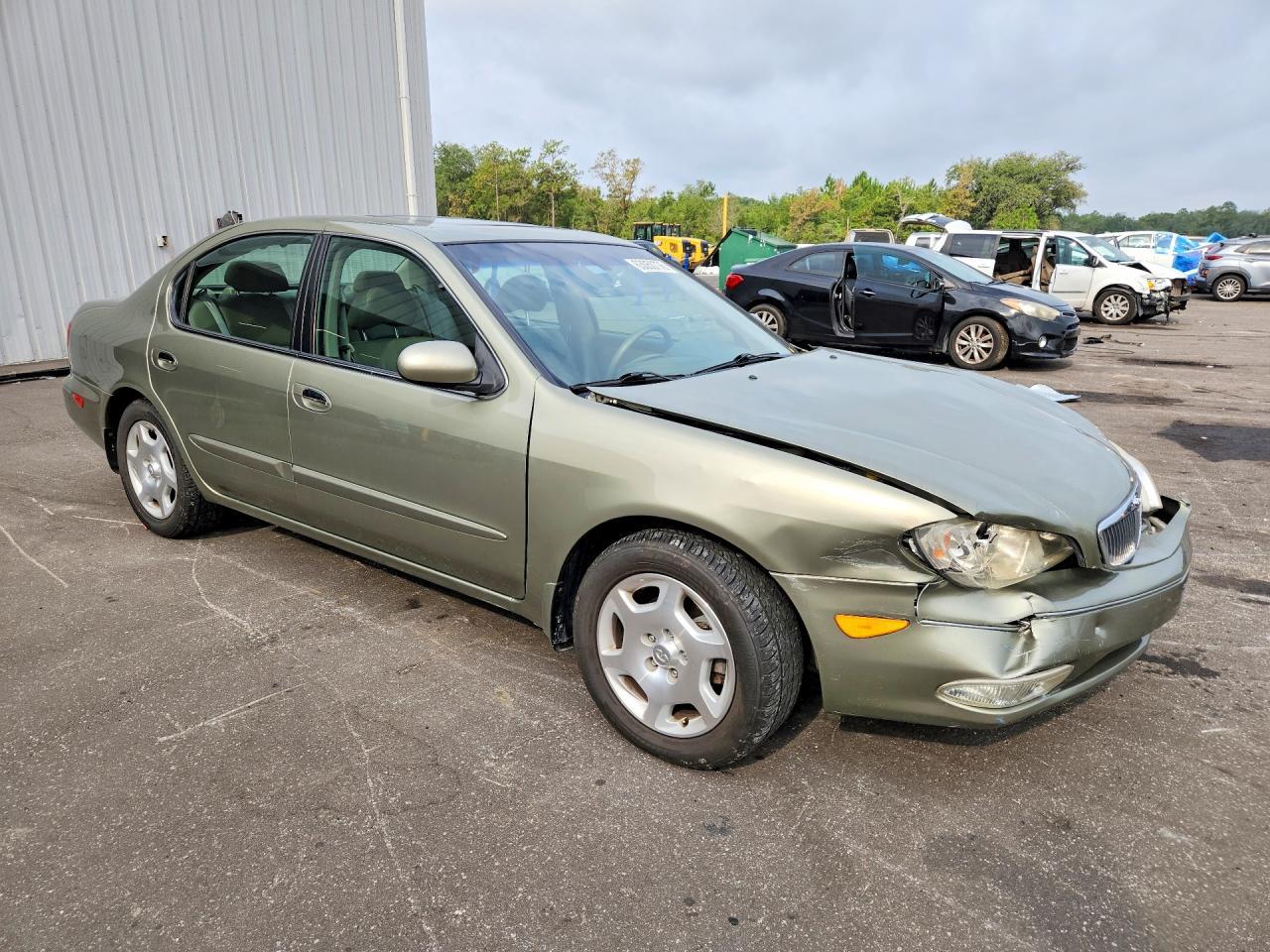 2001 Infiniti I30 Base - Image 4