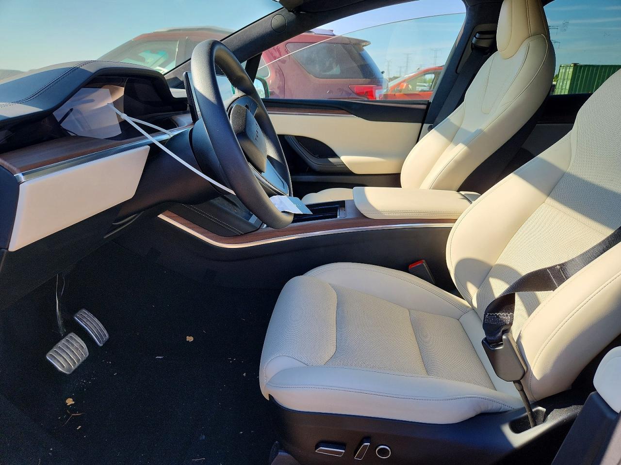 2024 Tesla Model X - Фото 7