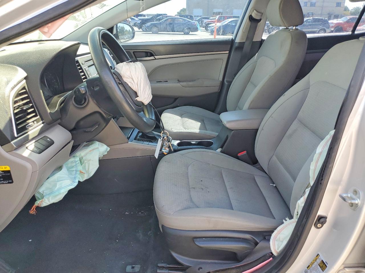 2017 Hyundai Elantra Se - Image 7