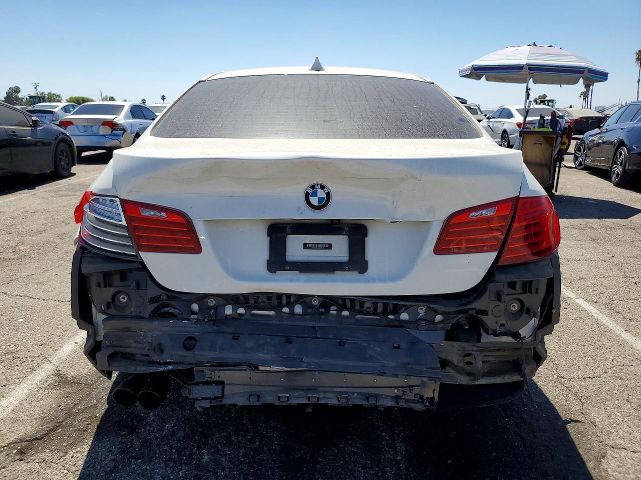 2015 BMW 528 I - Фото 6