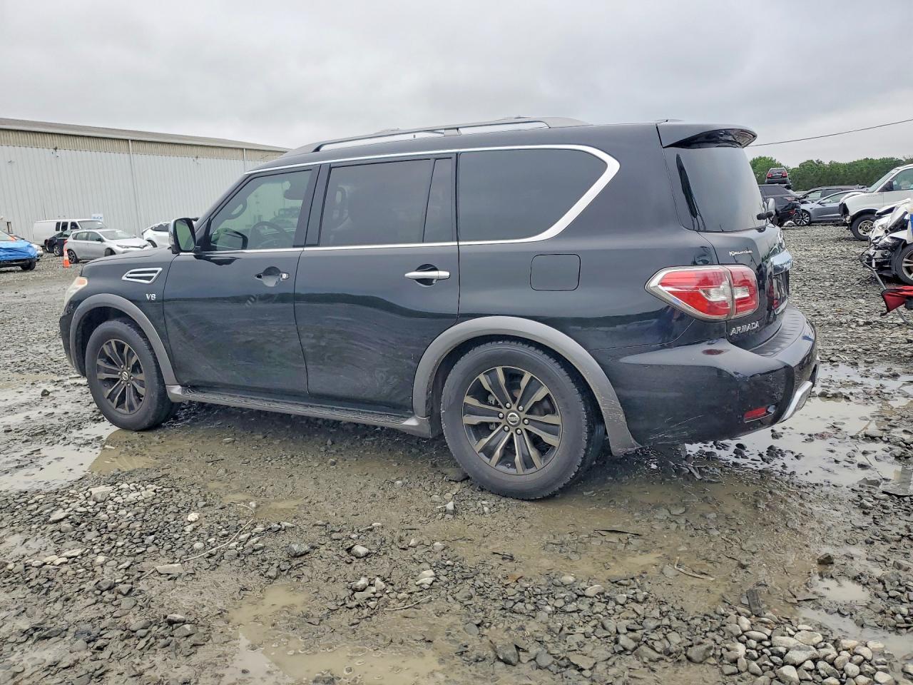 2017 Nissan Armada Platinum - Фото 2