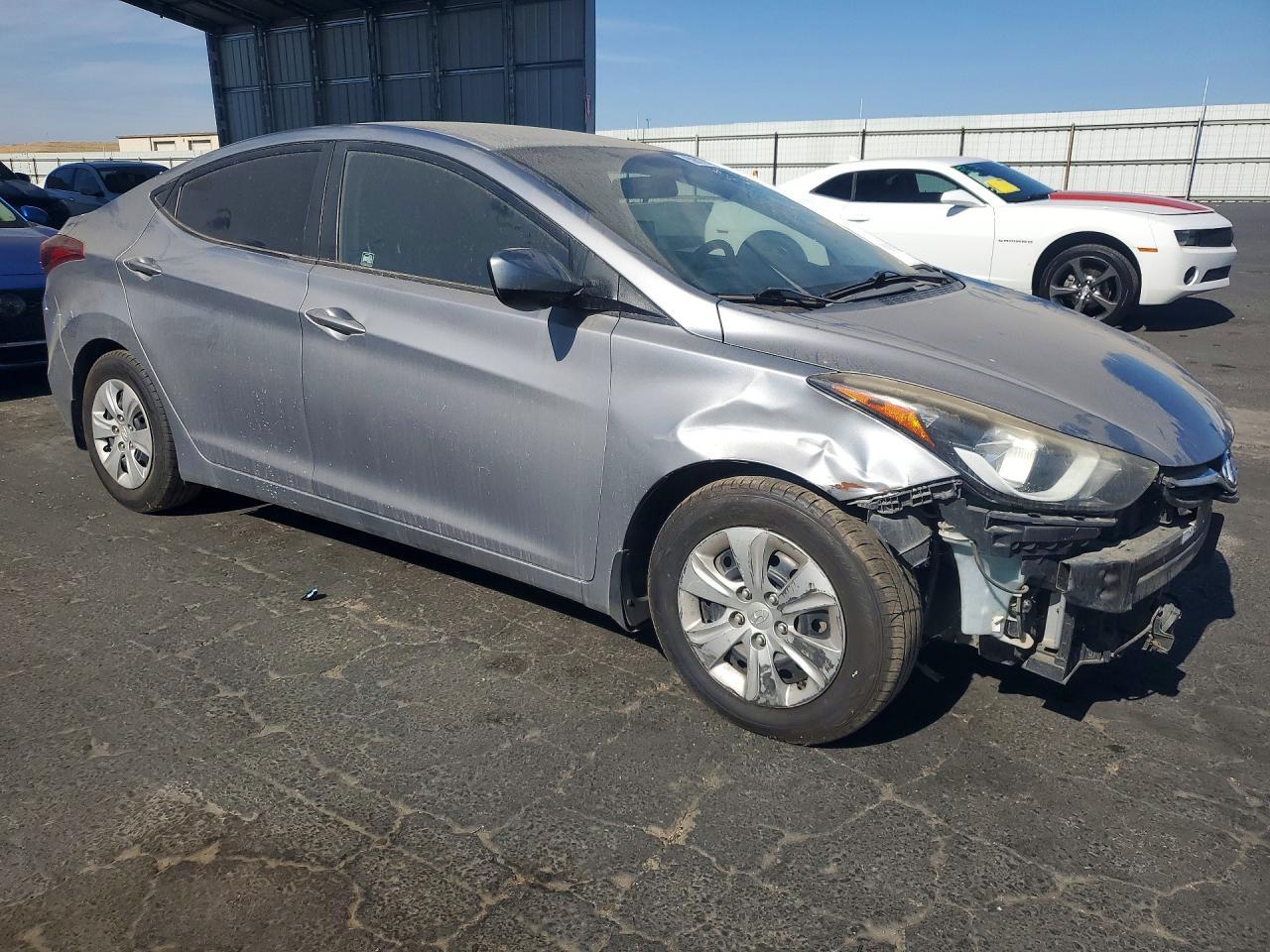 2016 Hyundai Elantra Se - Фото 4