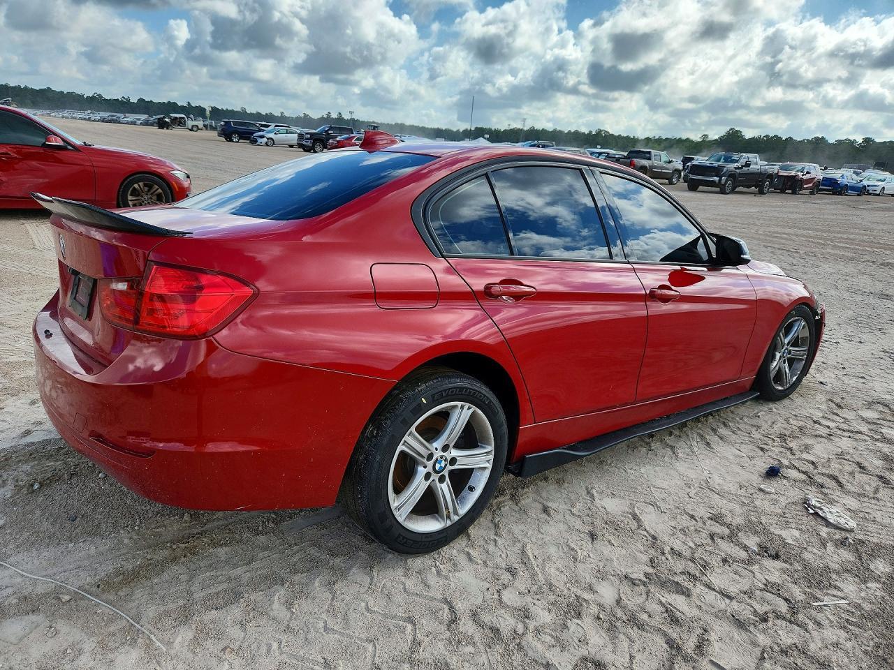 2014 BMW 328 I - Фото 3