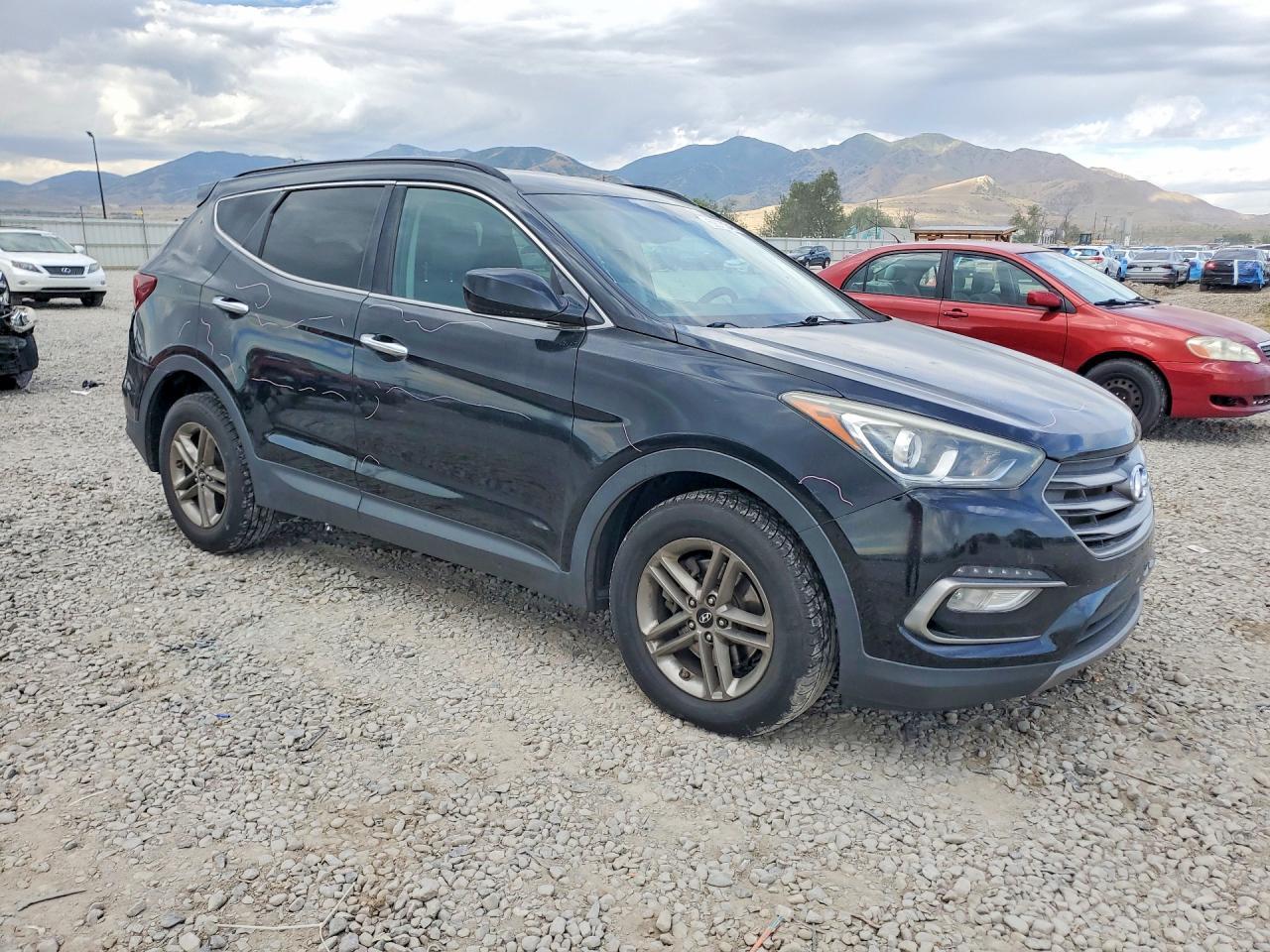 2017 Hyundai Santa Fe Sport 2.4L - Image 4