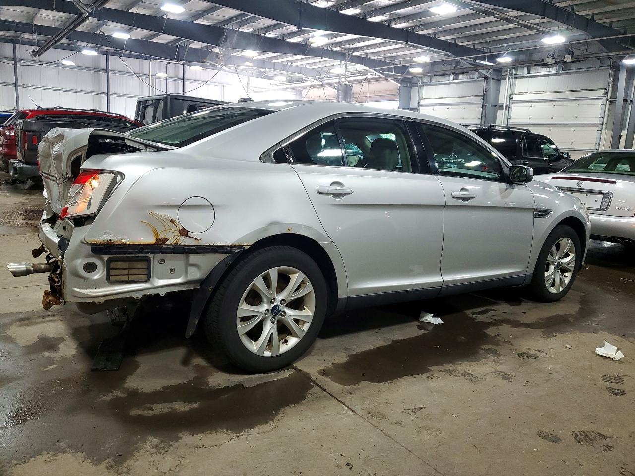 2011 Ford Taurus Sel - Фото 3