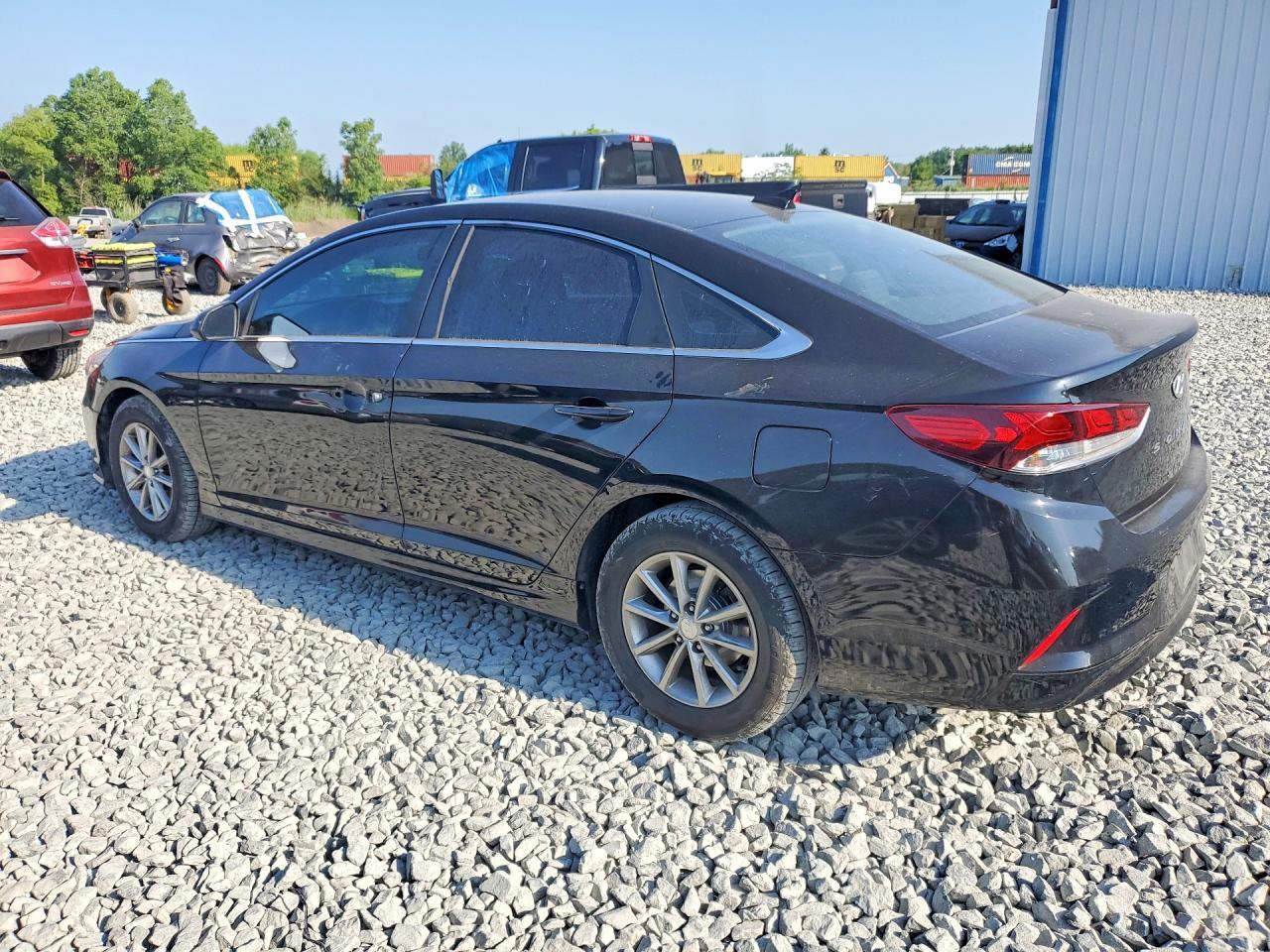 2018 Hyundai Sonata Eco - Фото 2