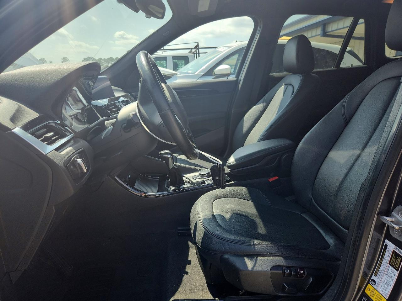 2016 BMW X1 xDrive28I - Фото 7