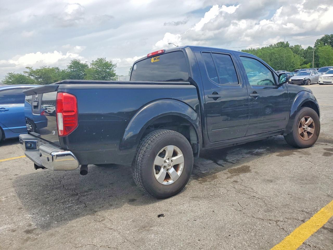2013 Nissan Frontier S - Image 3