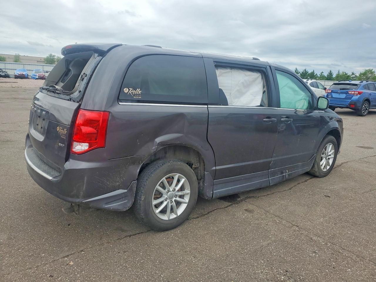 2019 Dodge Grand Caravan Sxt - Фото 3