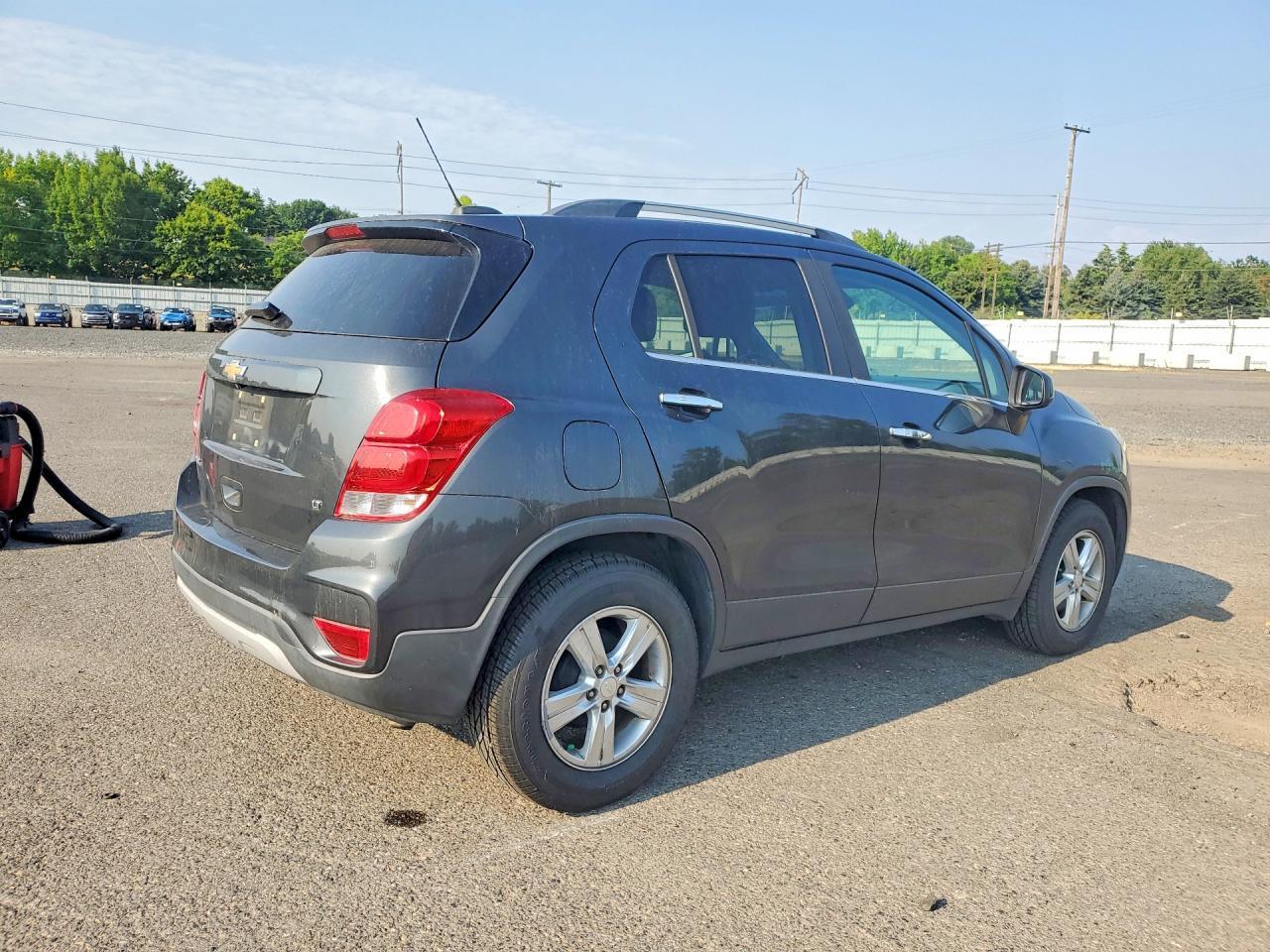 2018 Chevrolet Trax 1Lt - Image 3