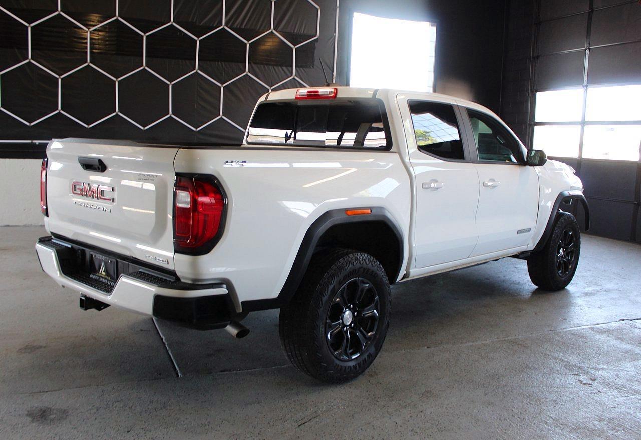 2024 GMC Canyon Elevation - Image 3