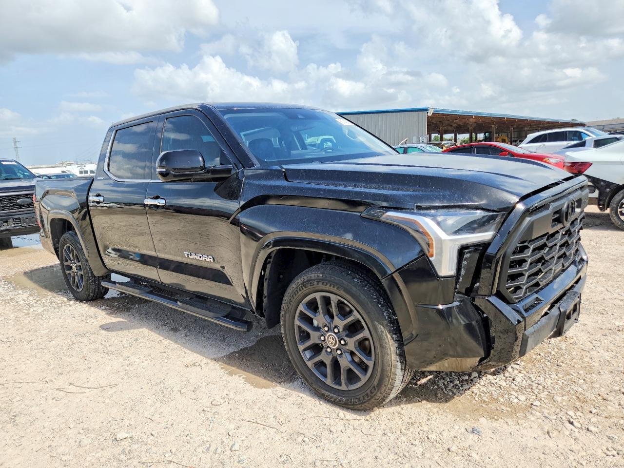 2022 Toyota Tundra Crewmax Limited - Image 4