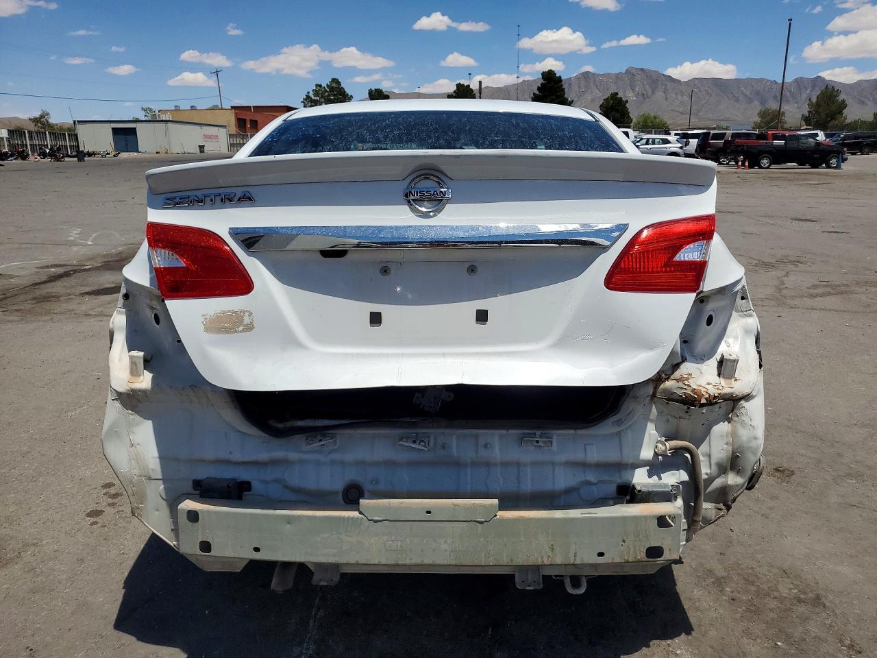 2018 Nissan Sentra S - Фото 6