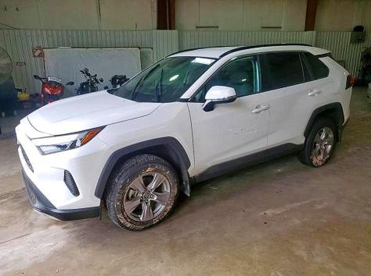 2024 Toyota Rav4 Xle - Фото 2