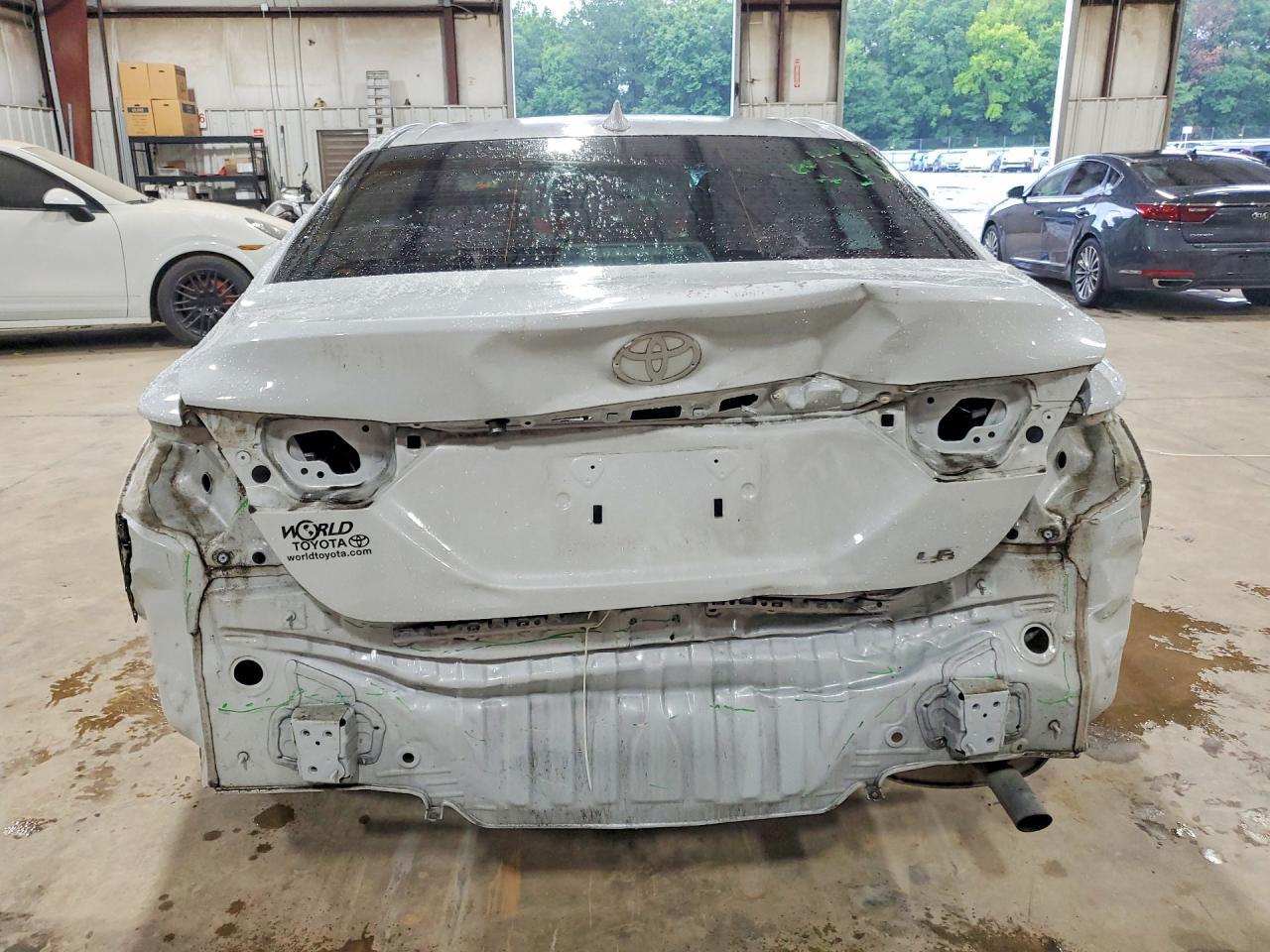 2023 Toyota Camry Le - Image 6