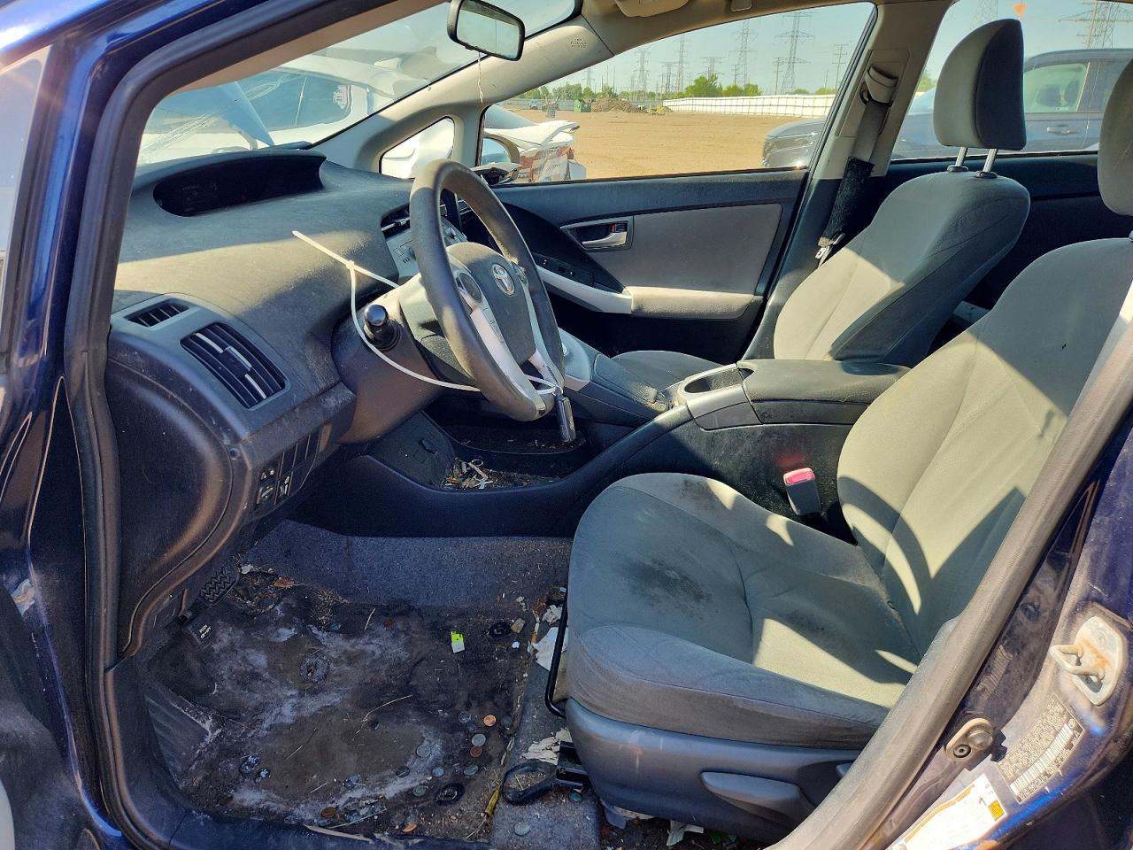 2012 Toyota Prius Two - Фото 7