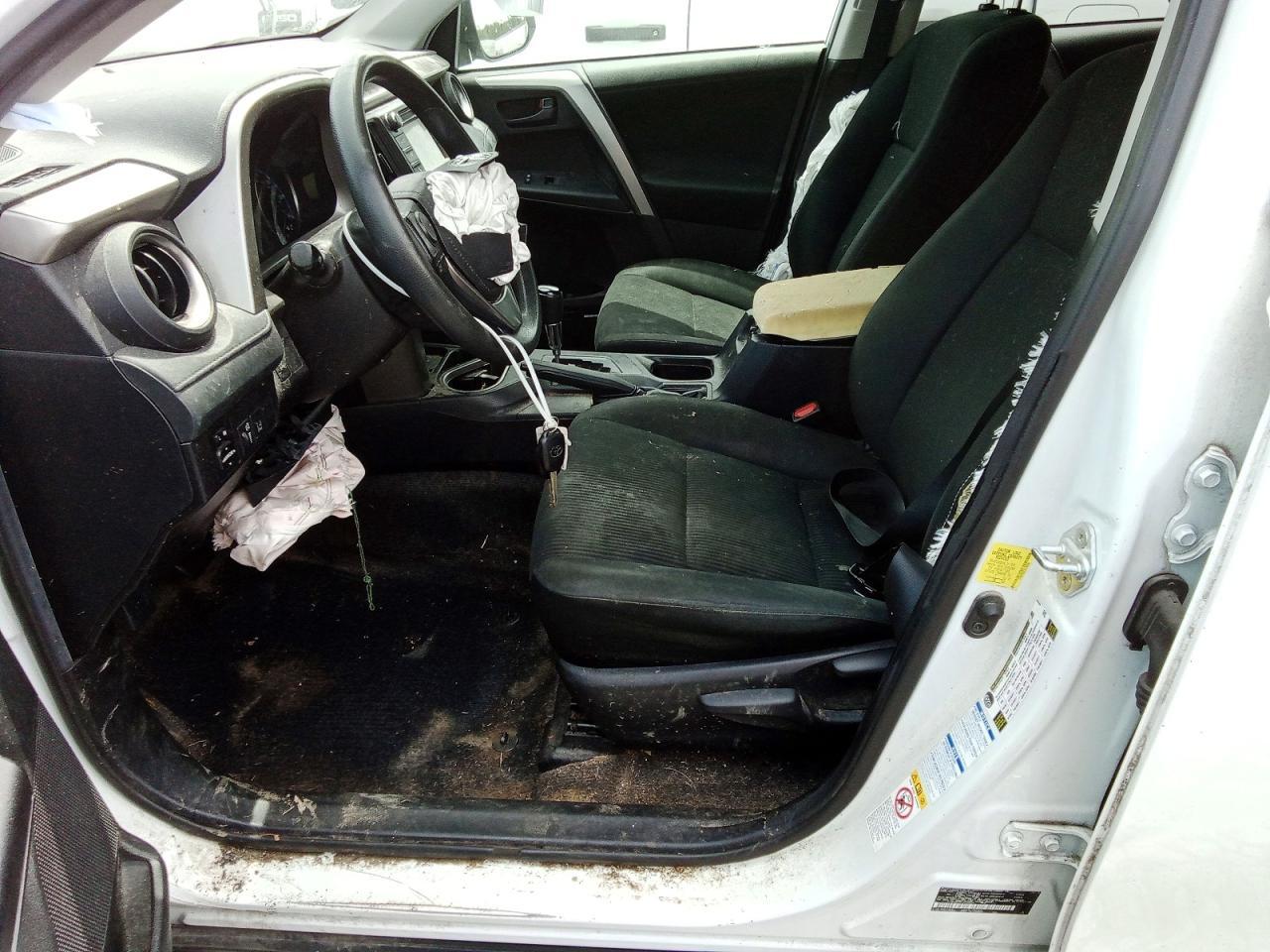 2018 Toyota Rav4 Le - Image 7