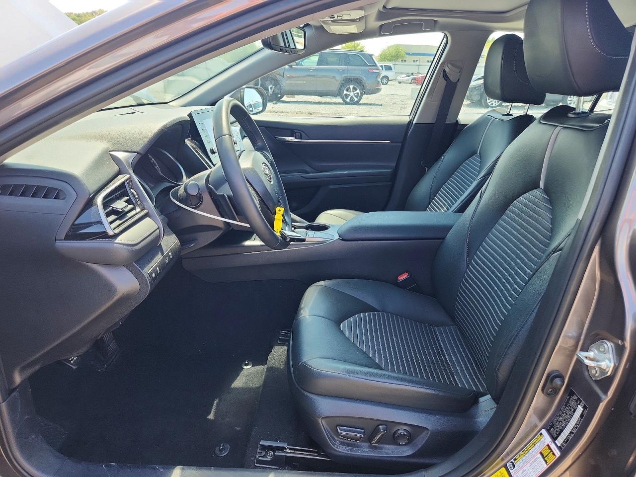 2024 Toyota Camry Se - Фото 7