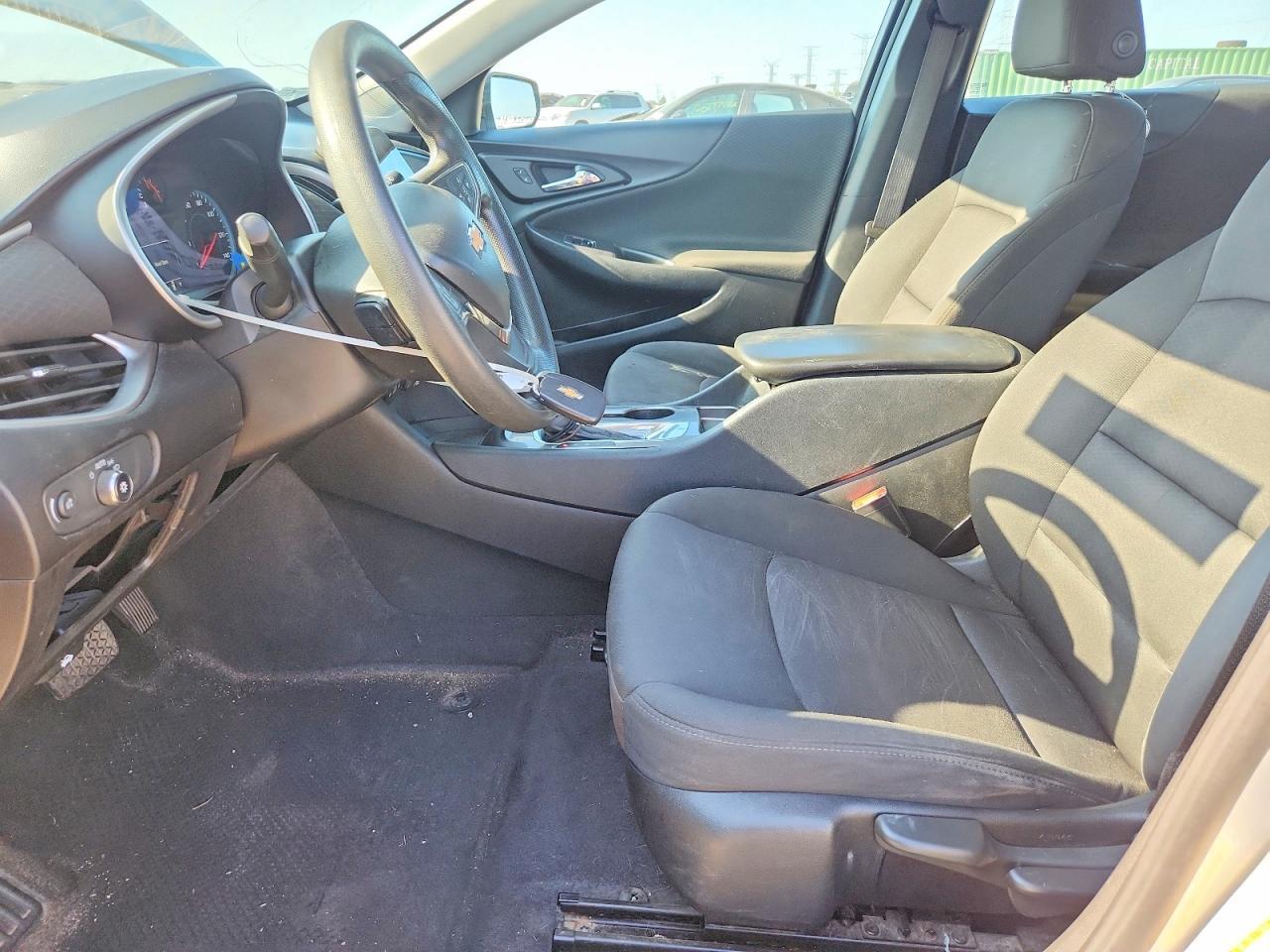 2020 Chevrolet Malibu Ls - Фото 7