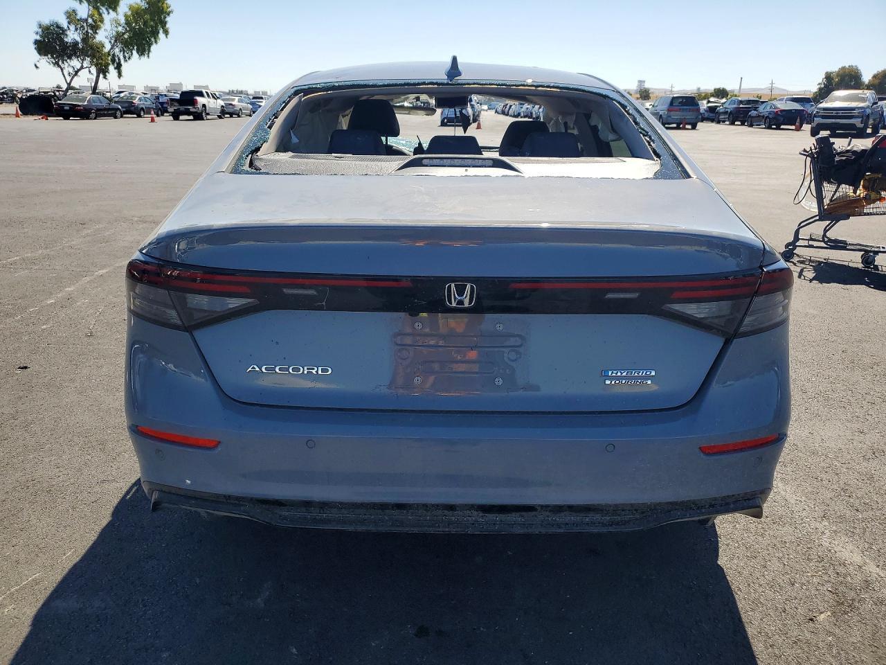 2024 Honda Accord Touring Hybrid - Image 6