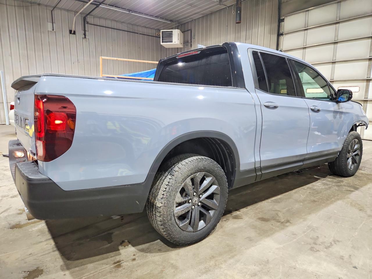2024 Honda Ridgeline Sport - Фото 3