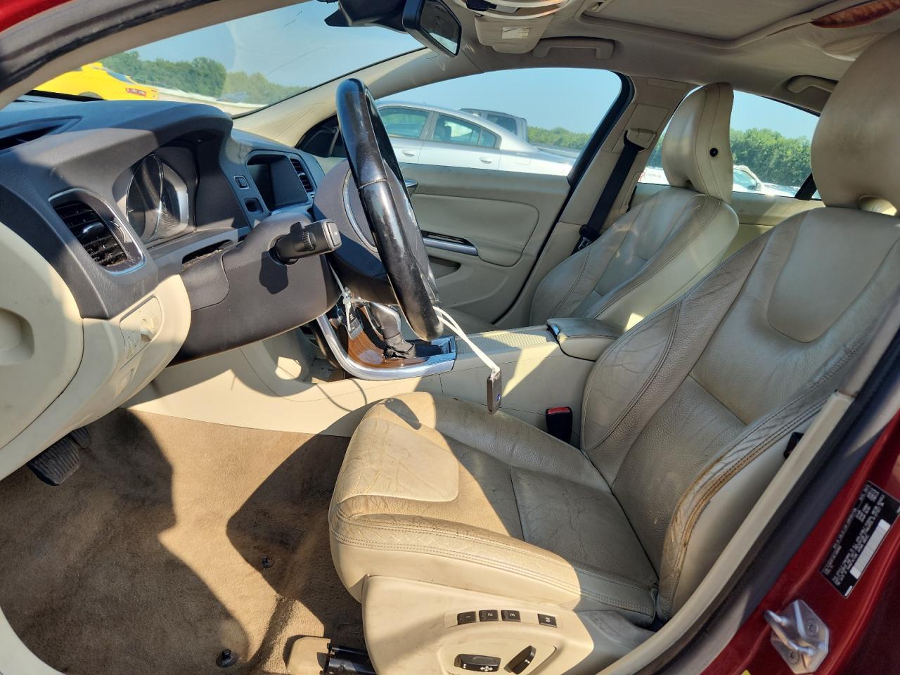 2014 Volvo S60 T5 - Image 7