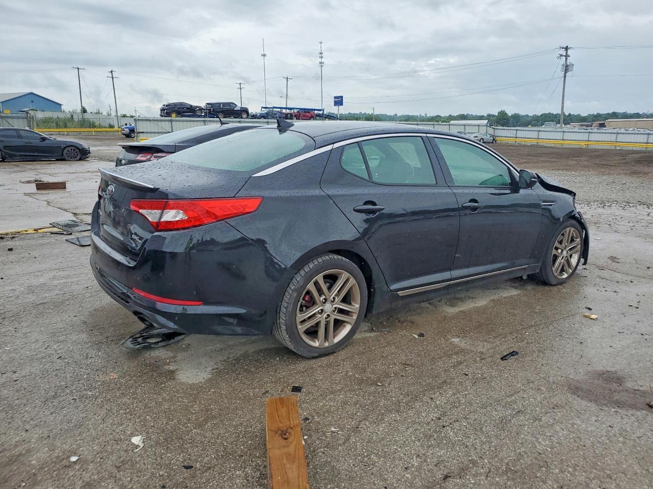 2013 Kia Optima - Image 3