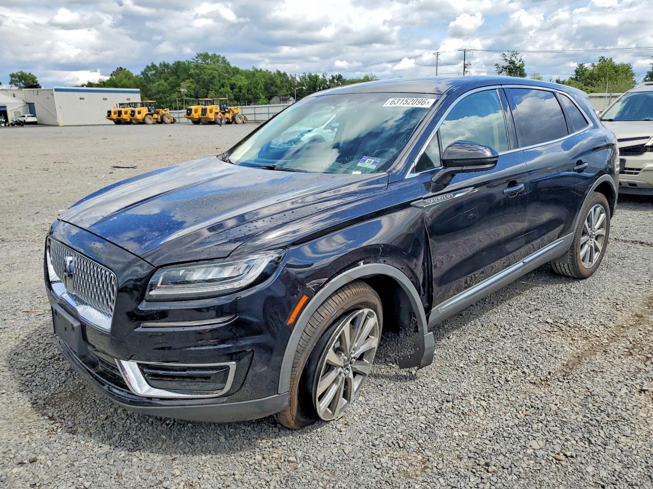 2019 Lincoln Nautilus Select