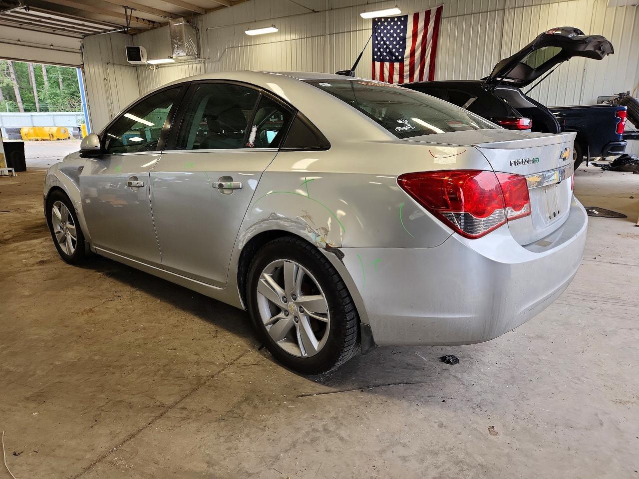 2014 Chevrolet Cruze - Фото 2