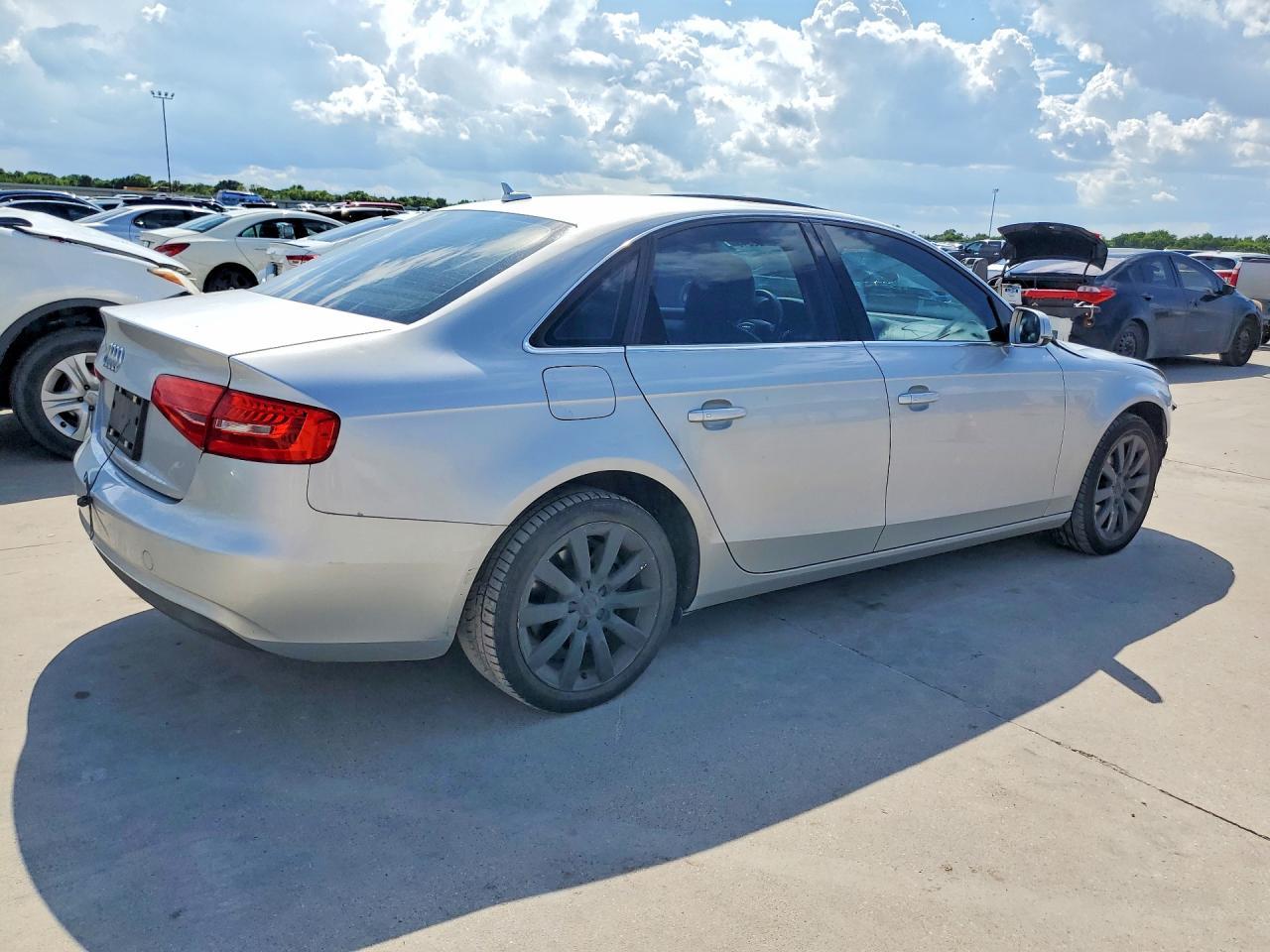 2013 Audi A4 Premium - Фото 3