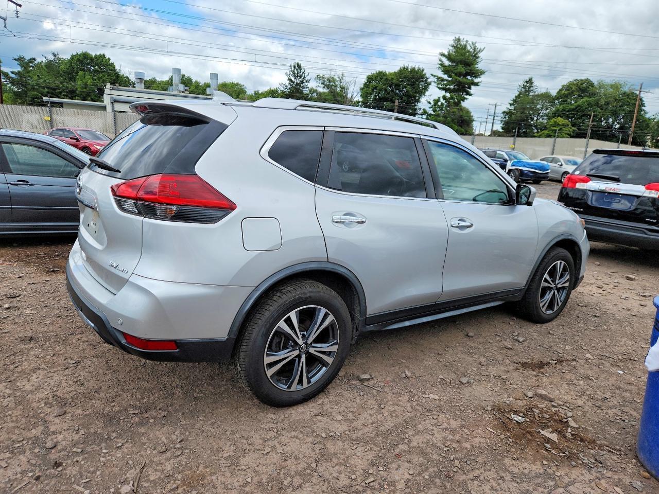 2019 Nissan Rogue Sv - Фото 3