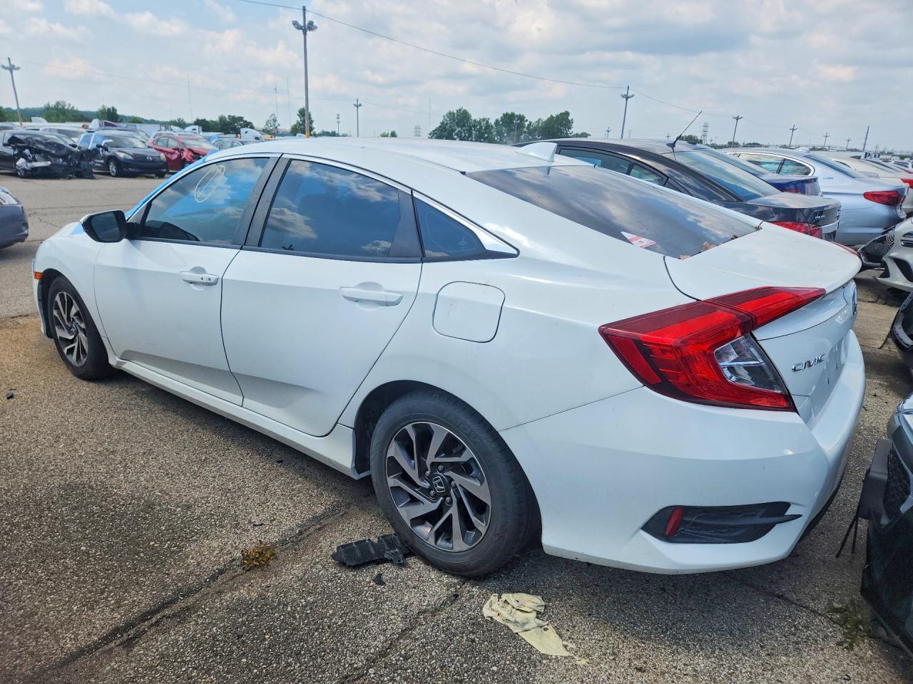 2018 Honda Civic Ex - Фото 2