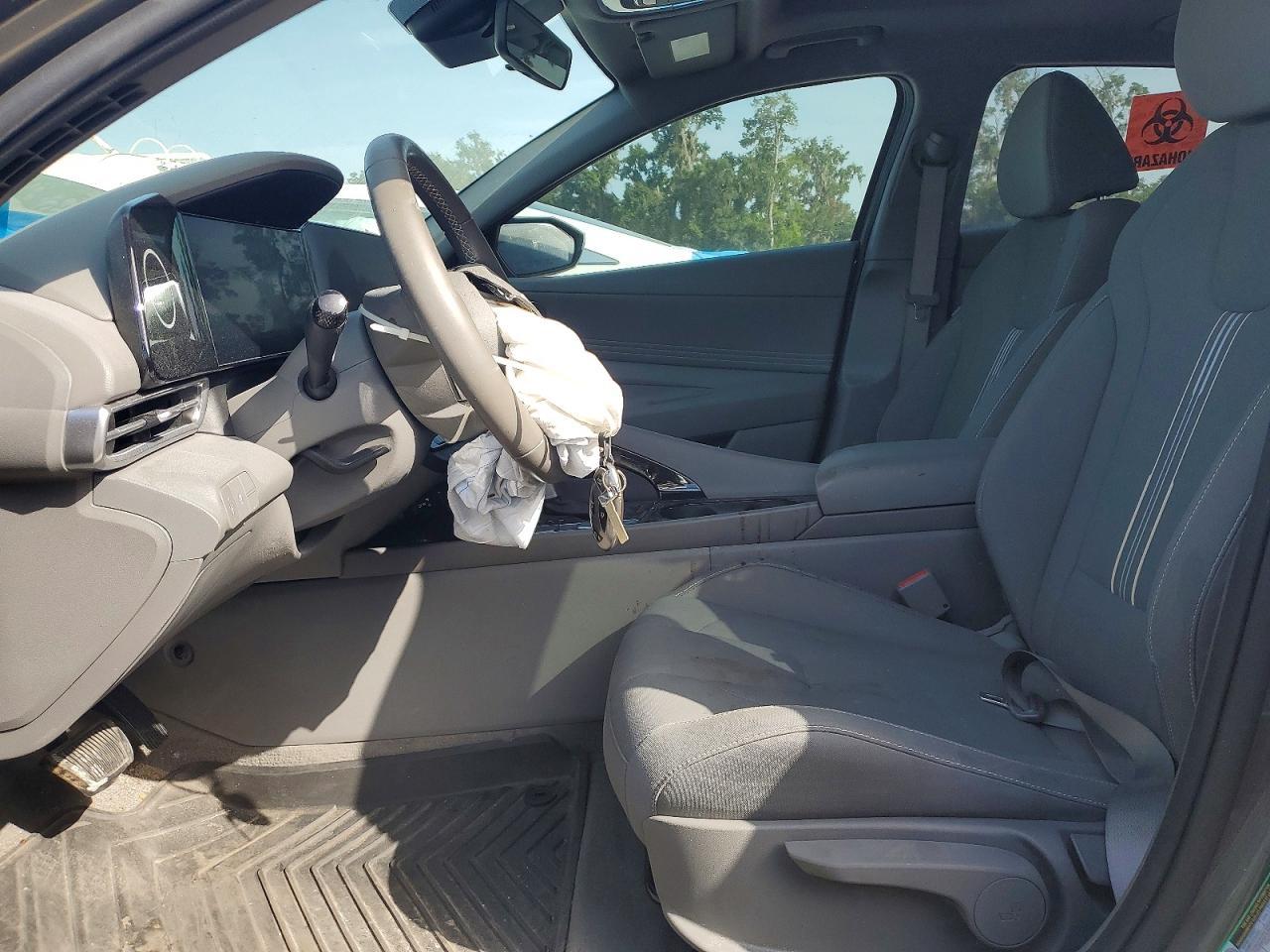 2024 Hyundai Elantra Sel - Image 7