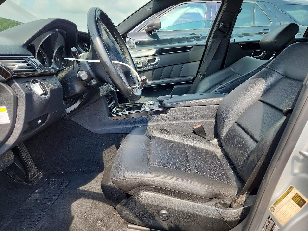 2010 Mercedes-Benz E 350 4Matic - Image 7