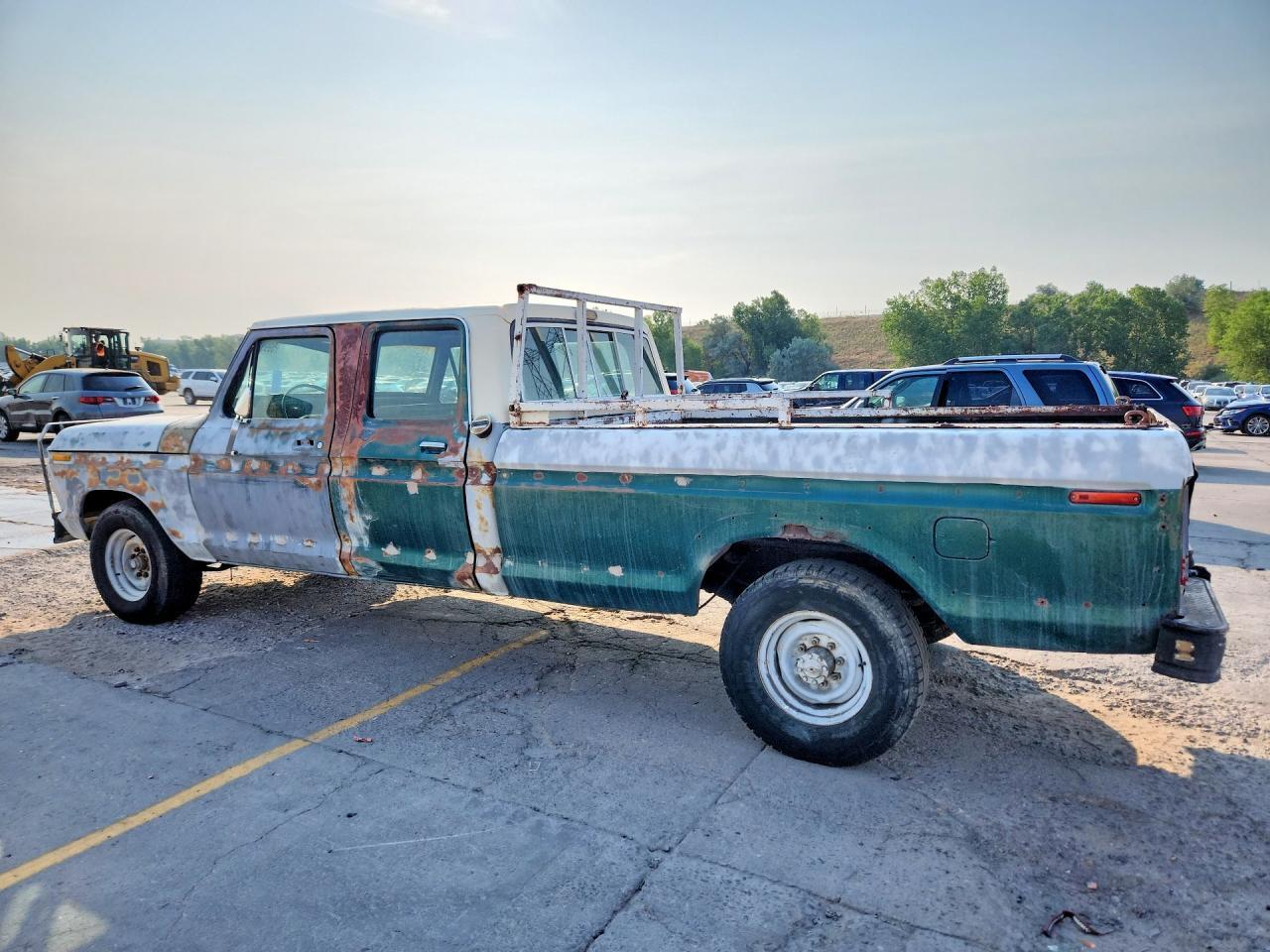 1977 Ford F-350 - Фото 2