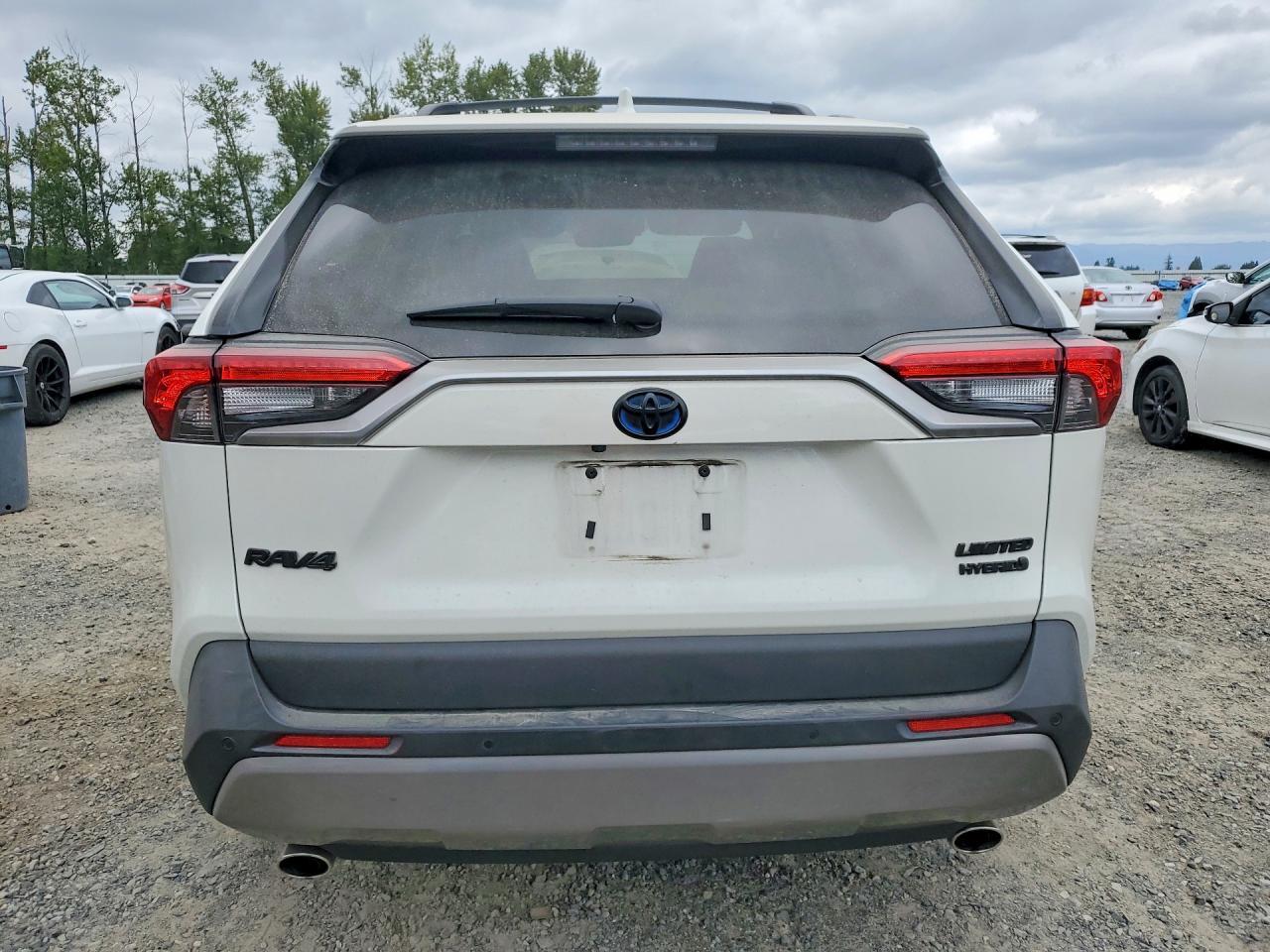 2022 Toyota Rav4 Limited - Image 6