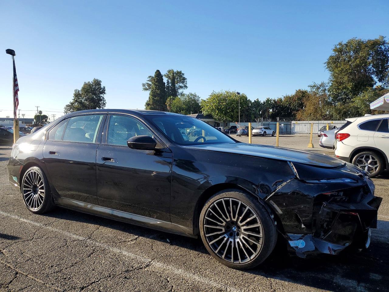 2024 BMW I7 Edrive50 - Фото 4