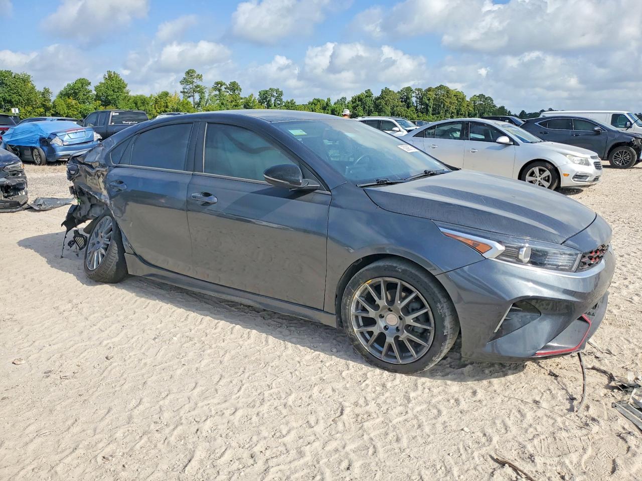 2024 Kia Forte Gt Line - Фото 4