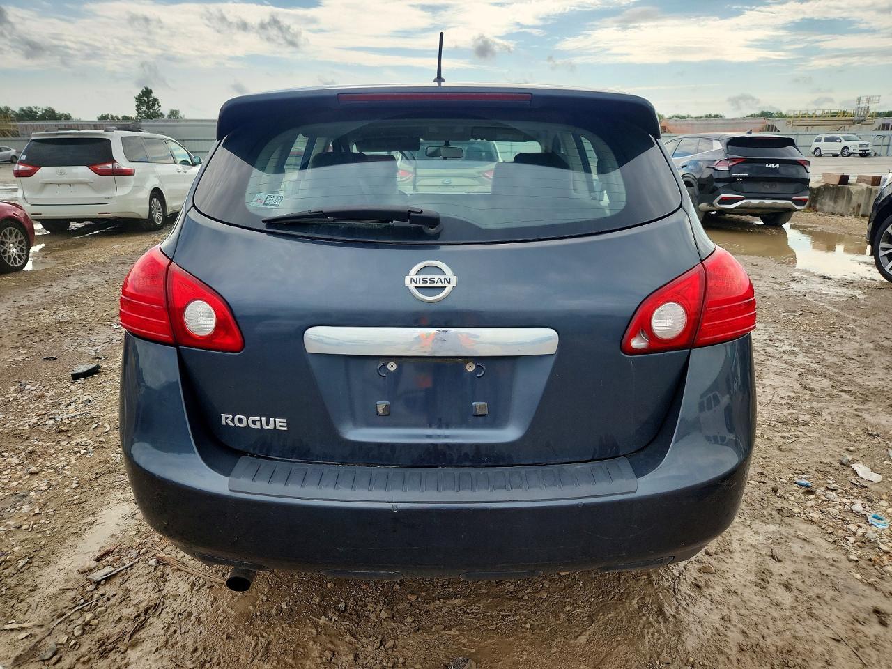 2013 Nissan Rogue S - Фото 6