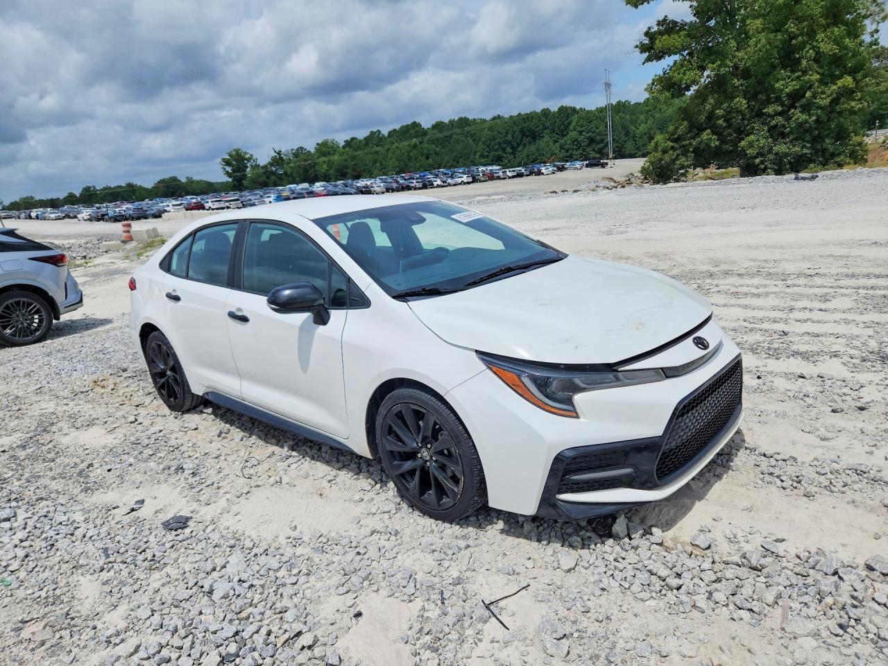 2020 Toyota Corolla Se Nightshade Edition - Image 4