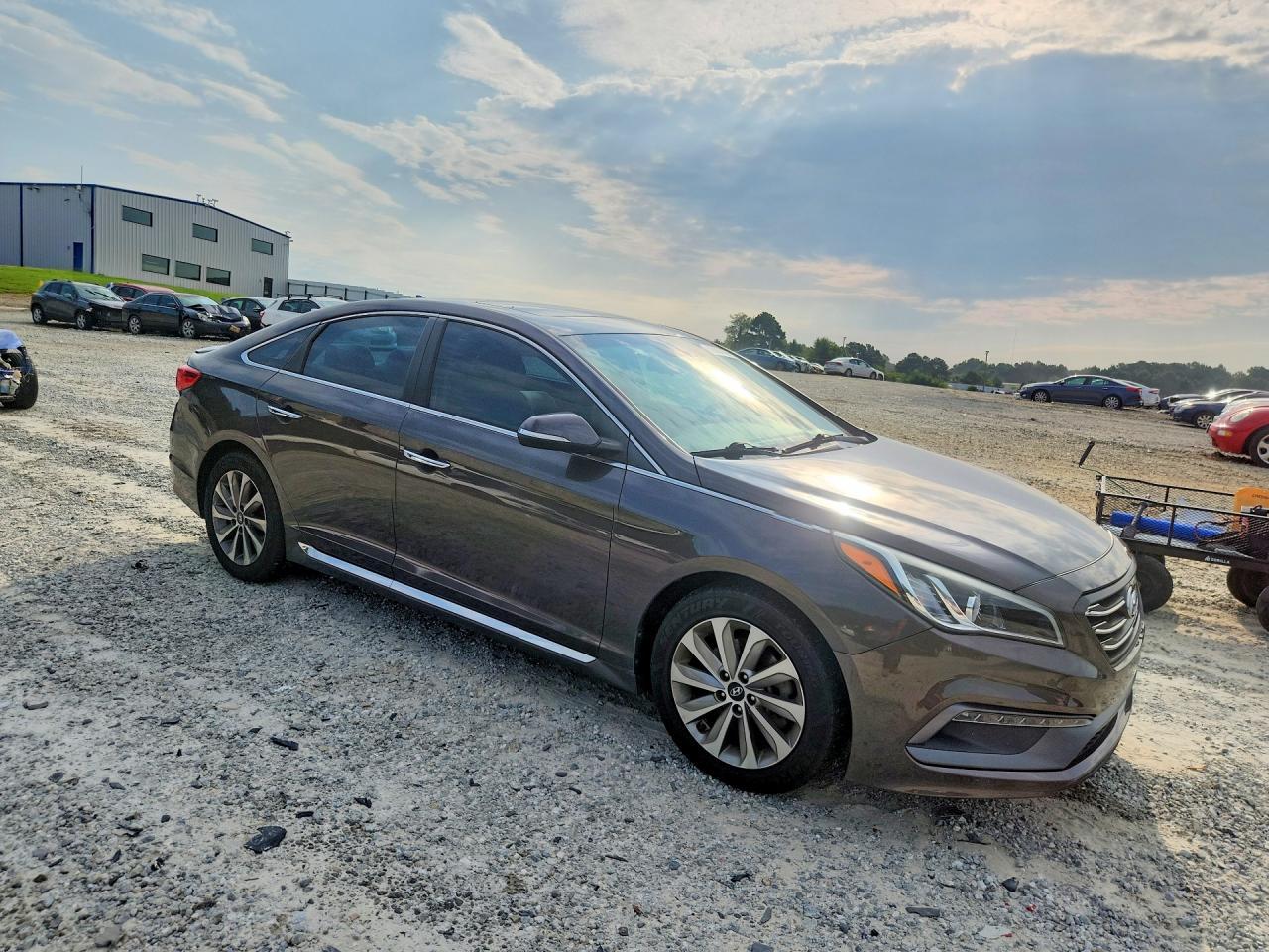 2017 Hyundai Sonata Sport - Image 4