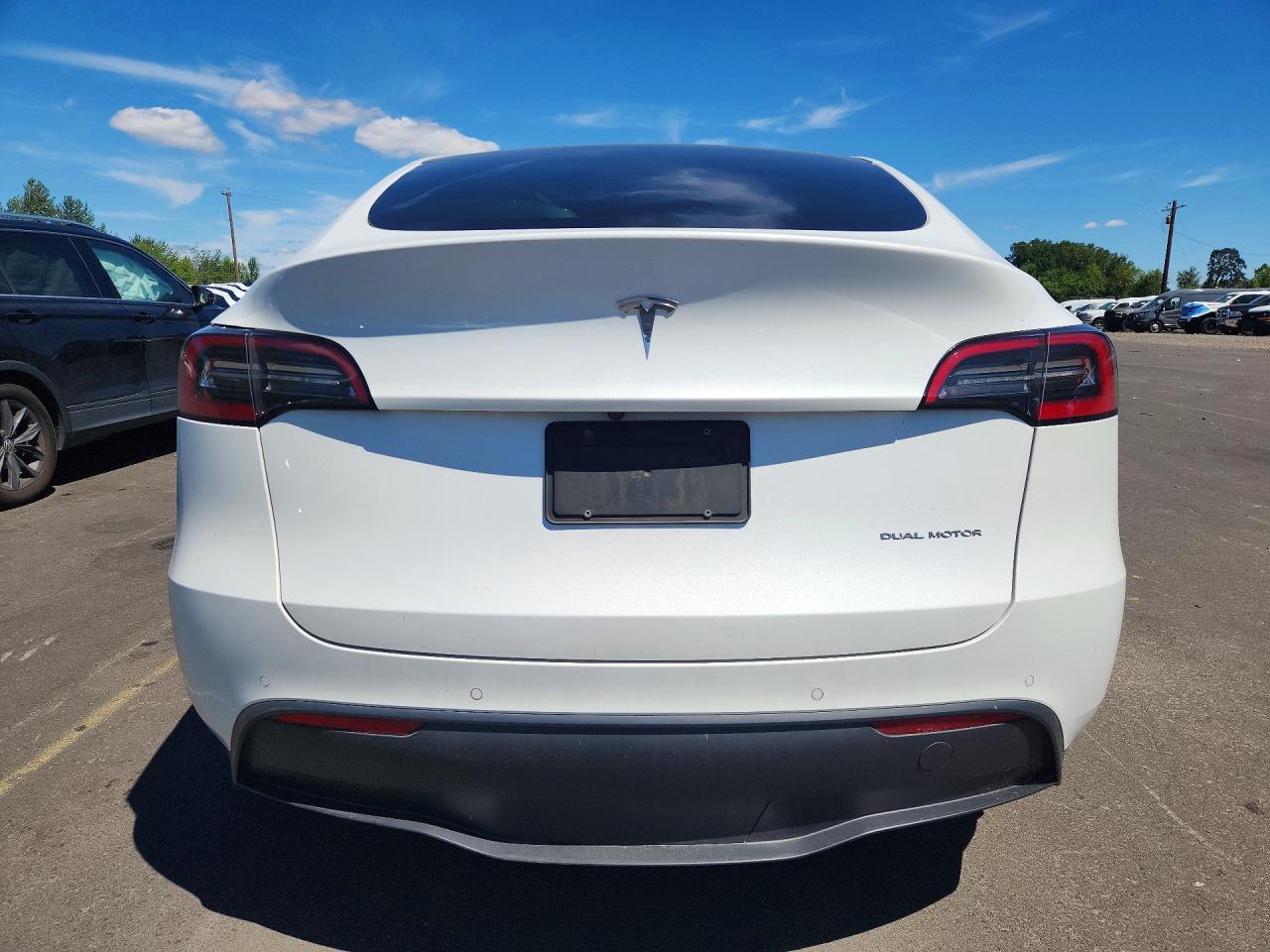 2022 Tesla Model Y - Image 6